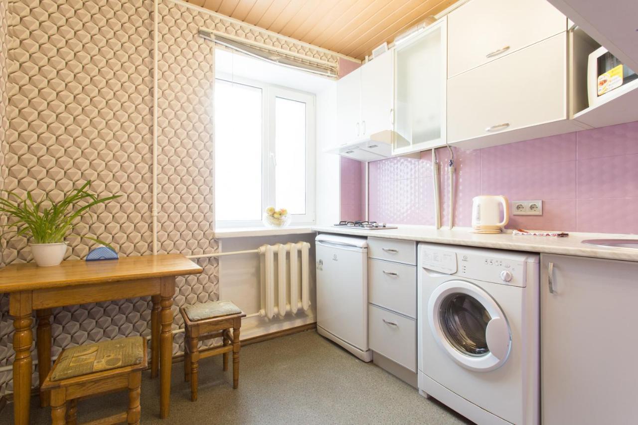 Kosmicheskaya Street Area Apartman Harkov Kültér fotó